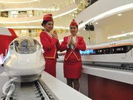 007662800_1441431352-20150905-Kereta-Cepat1