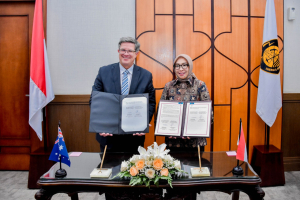 arsip-berita-kementerian-esdm-dan-departemen-energi-australia-gelar-pertemuan-bilateral-bahas-kerja-sama-transisi-energi-3cfma54