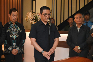 Doc: Kemlu, Sugiono, welcomed the arrival of the remains of the late Zetro Leonardo Purba